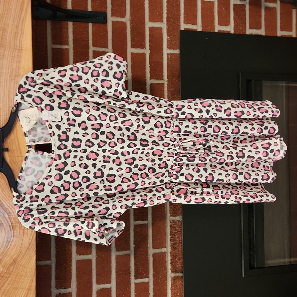 Fantastic Fawn Pink & Gray Leppard Jumper